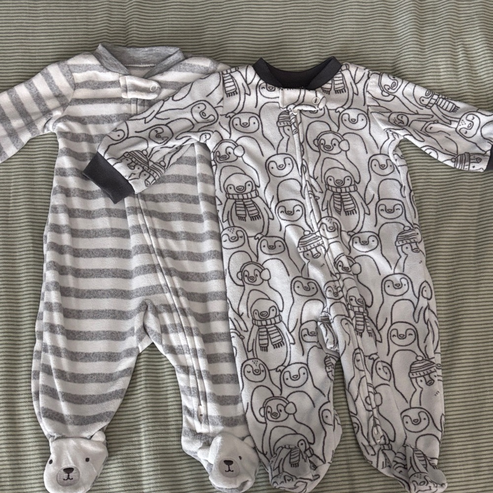 Gray and White Penguin Print baby Onesie fleece pajamas 0-3 months
